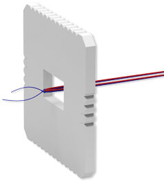 Cord end inserted into Kumihimo plate